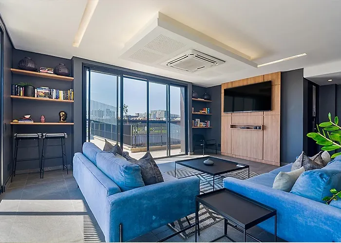 Sandton Splendid Apartment 510 Power Backup Water Backup