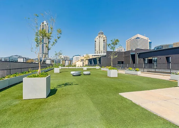 Sandton Splendid Apartment 510 Power Backup Water Backup